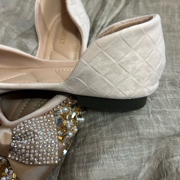 Dress Flats 7.5 - Picture 2 of 5